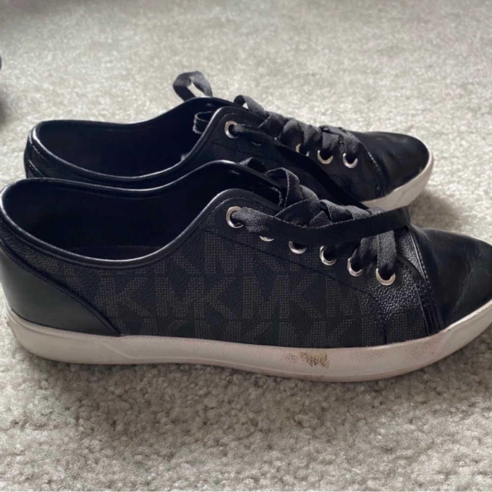 Michael Kors MK Logo City Black Sneakers W 8.5